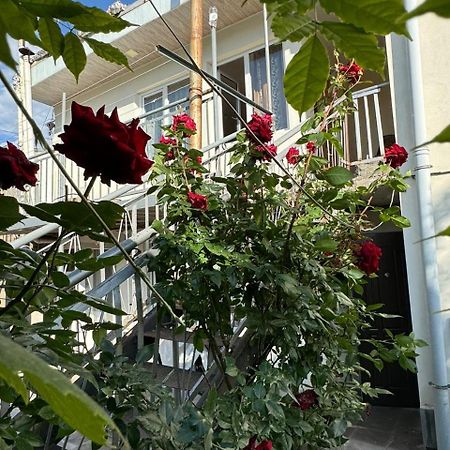 Center Hotel Goris Exterior photo